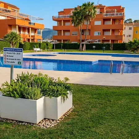 Διαμέρισμα Jardines De Con Terraza Privada Y Piscina By Family Homes *